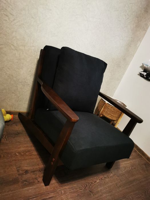 Кресло для гостиной