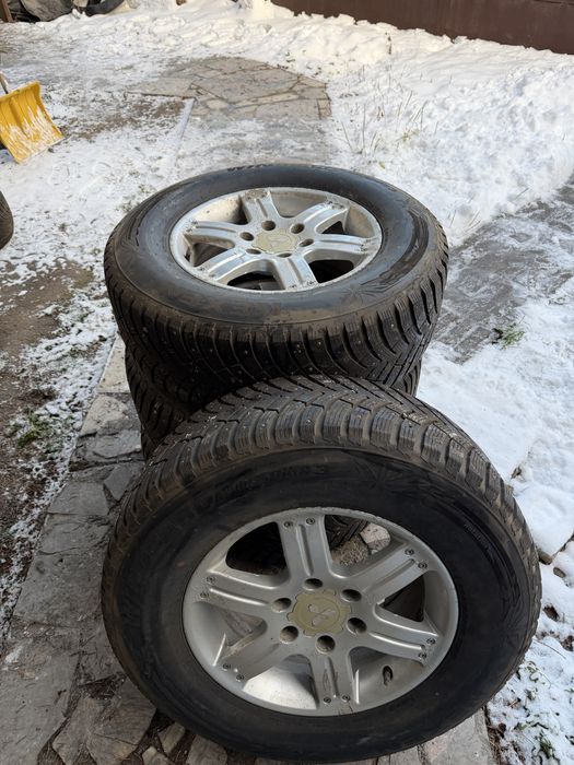 Продам диски с резиной от pajero