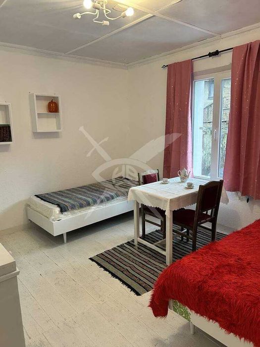 Къща в с.Свежен! 96786