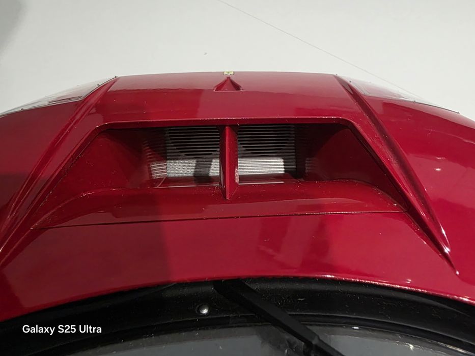 Ферари ф40 компетационе 1:8 (Ferrari F40  competizione 1:8)