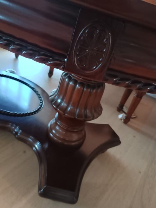 Masă și scaune din lemn masiv (Mobexpert) 8 persoane