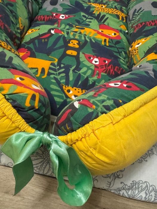 Бебешко гнездо двулицево