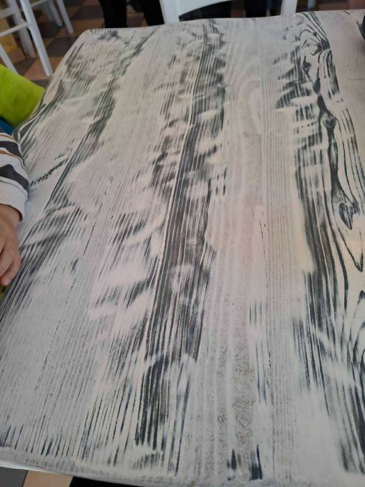 Гребен/фладер за дървесен ефект с тебеширена и друга боя