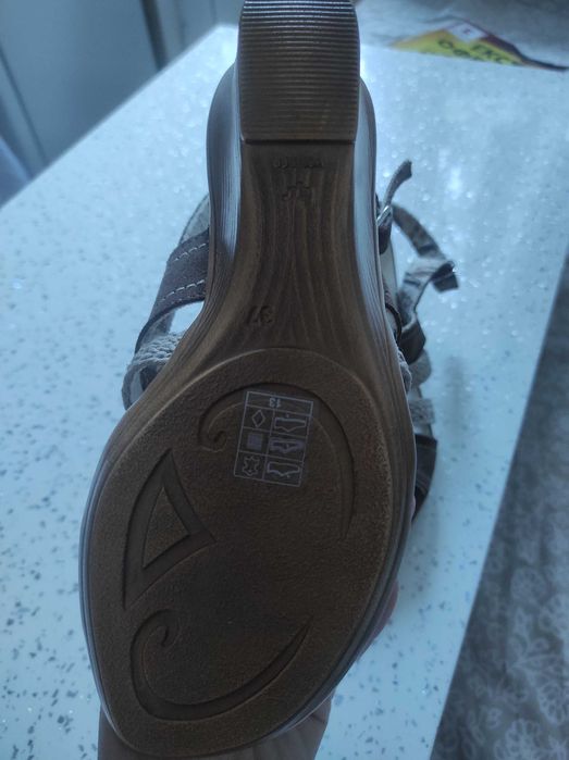 Дамски сандали (