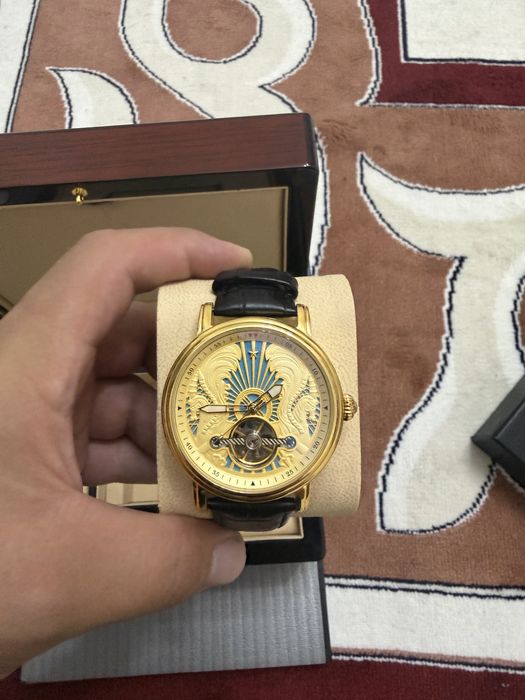 Продам часы Abyroy срочно