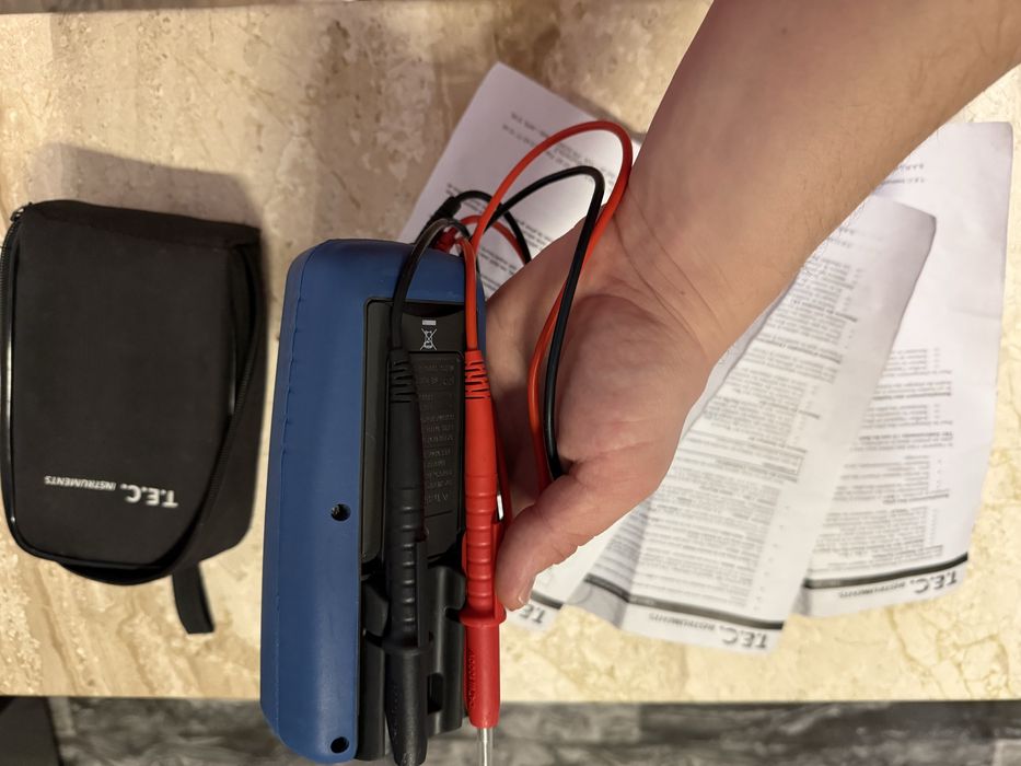 Професионални измервателни уреди (мултицети)