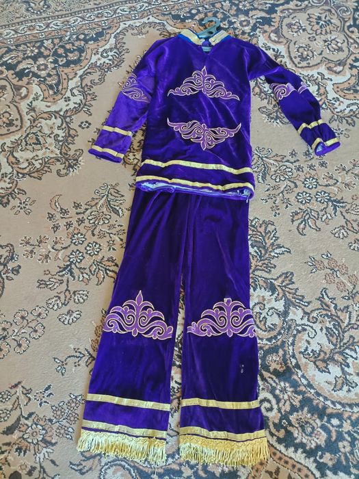 Продам национальные костюмы