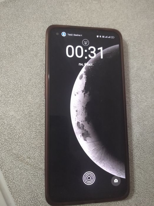 Продаю телефон  бу