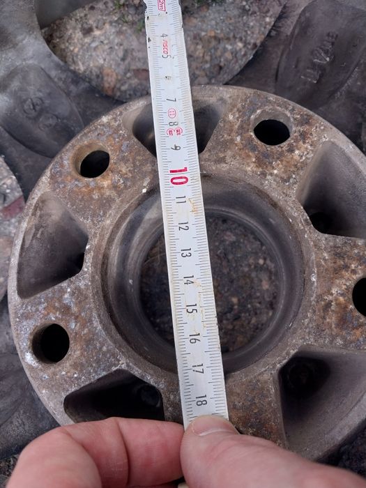 Диски R15 на BMW.