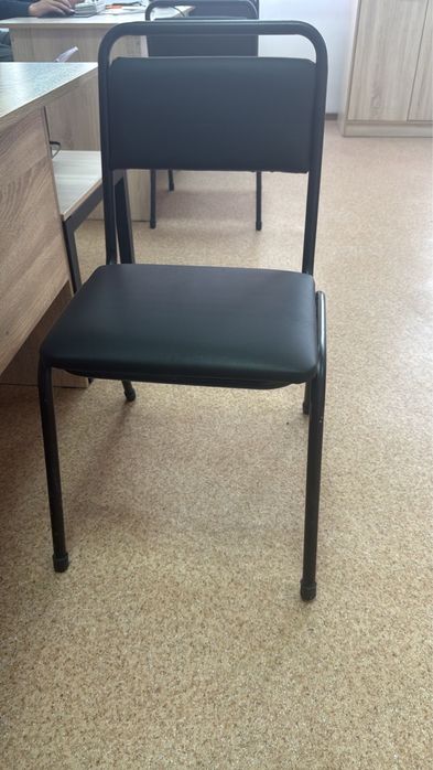 Продаю мебель для офиса