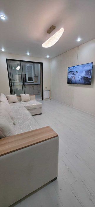 Продам 2в3 ком. 2 этаж Эко базар Чимган №М382