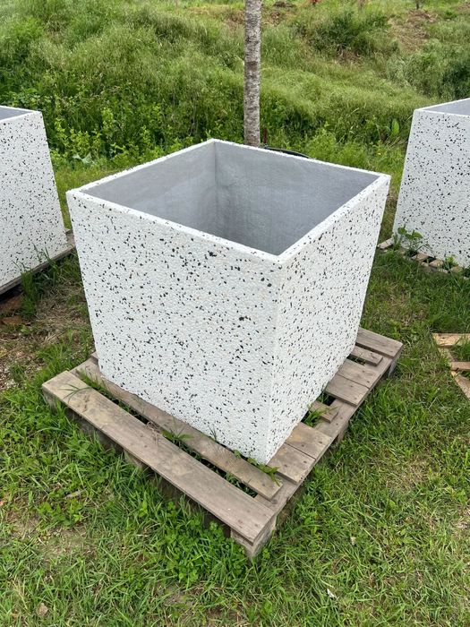 Ghivece din beton