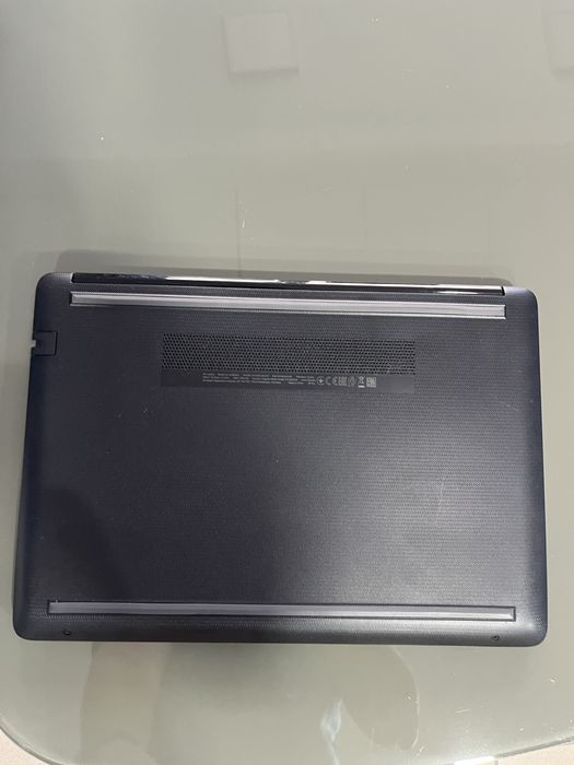 Vand laptop hp pavilion 14 i5 8250u ram 8gb ssd 256gnbfull hd