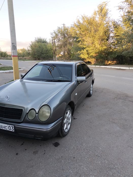 Продам mercedes bens е 200.
