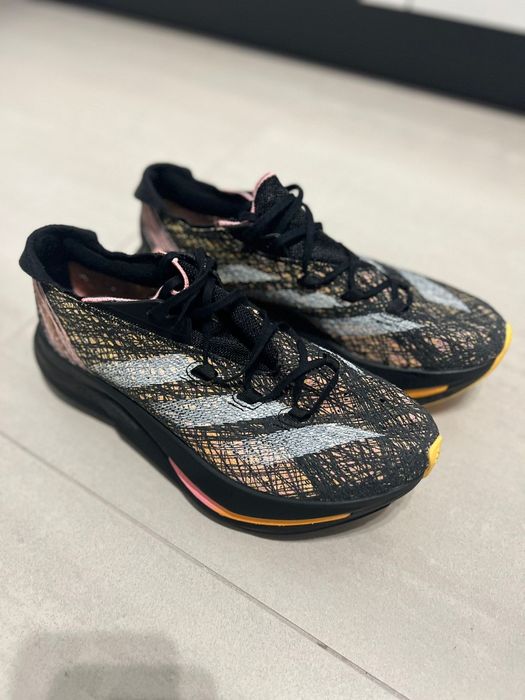 Vând adidași de alergare ADIZERA Prime X2 STRUNG