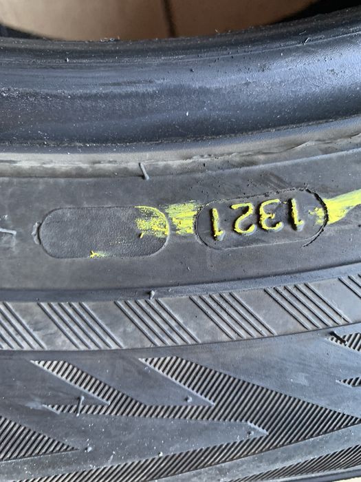 235 60 18 anvelope de iarna