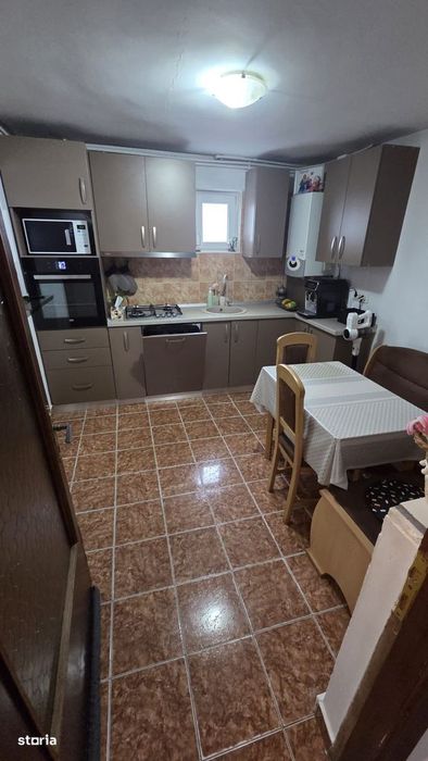 Casă P+1 de vânzare în Pantelimon 4 Camere 2 băi + Anexă Separata
