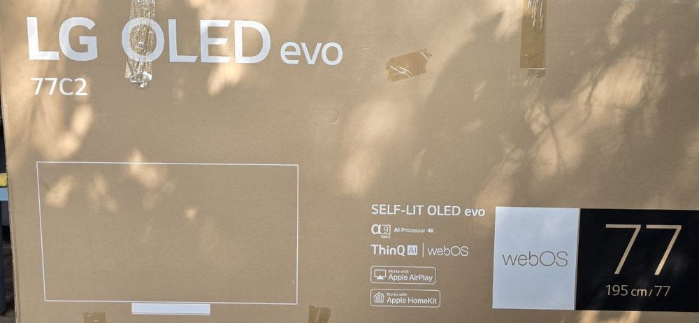 Продам телевизор Smart TV OLED C2 4K    77дюйм