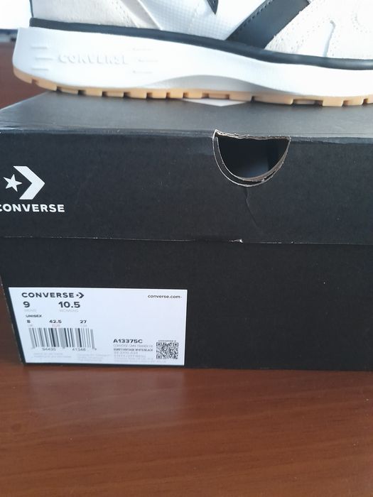 Converse чисто нови