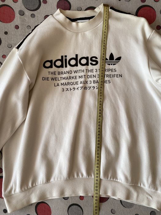 Pulover adidas.