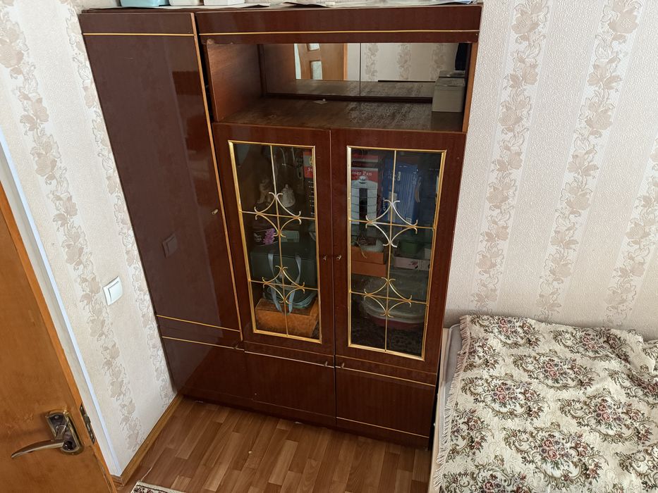 Советский сервант