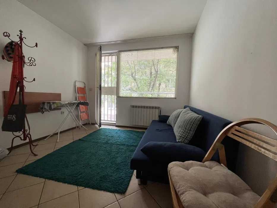 Дава се под наем Двустаен апартамент в София, Център - 65 кв.м за 350 € - Снимка #3