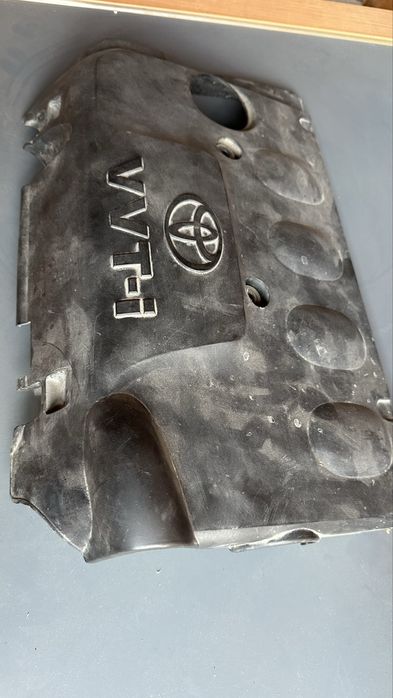 Декор крышка двигателя Toyota