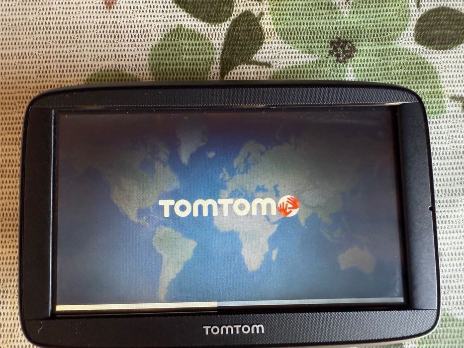 Навигация TOMTOM