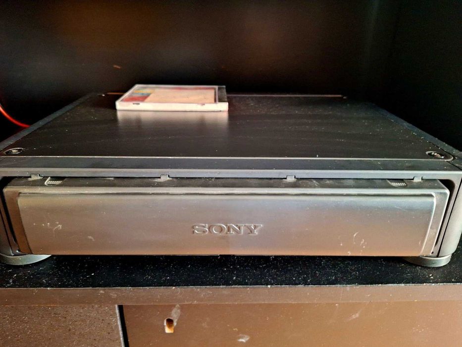 Sony CDP-S 7 плейър