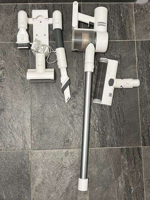 Прахосмукачки XIAOMI и BOSCH