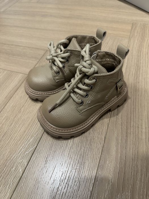 Продам ботиночки