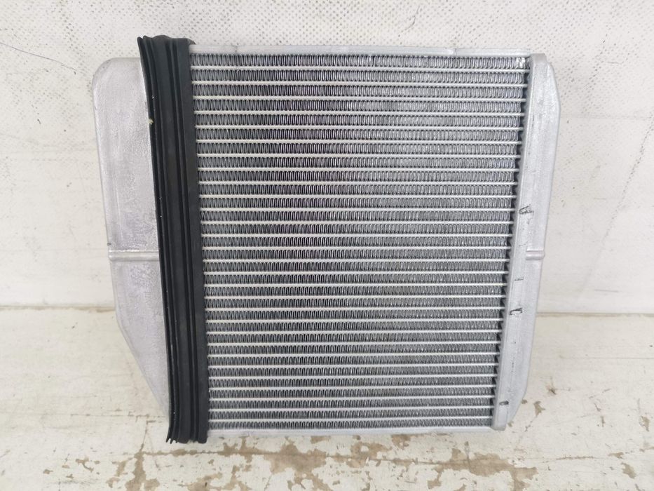 Радиатор за парно / Radiator za parno Fiat Grande Punto 1 [ - ] Оригин