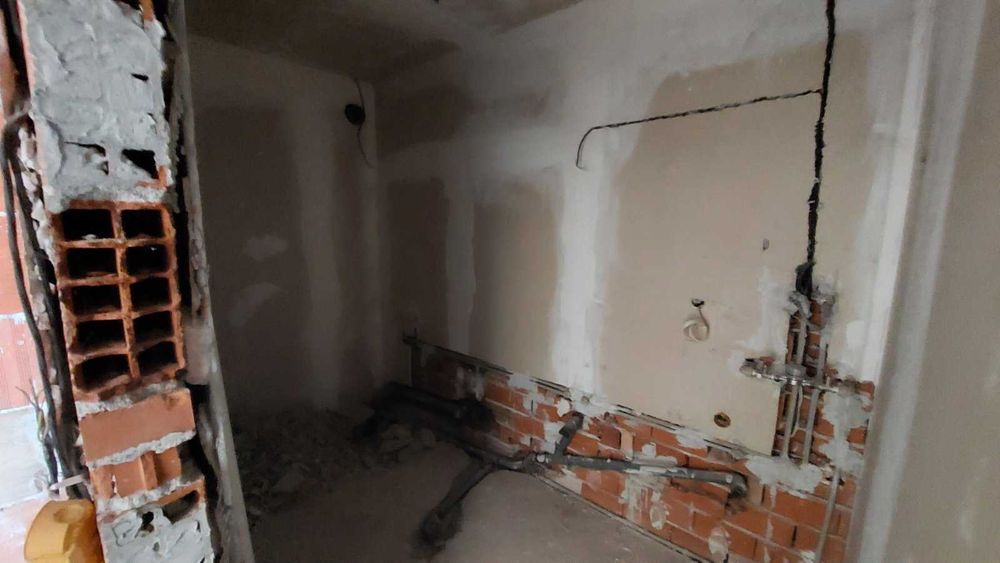 Продава се Двустаен апартамент в Свиленград - 68 кв.м за 736 €/кв.м - Снимка #6