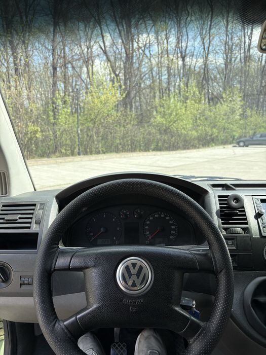 Volkswagen Transporter T5 Doka – 6 locuri – 2.5 Diesel