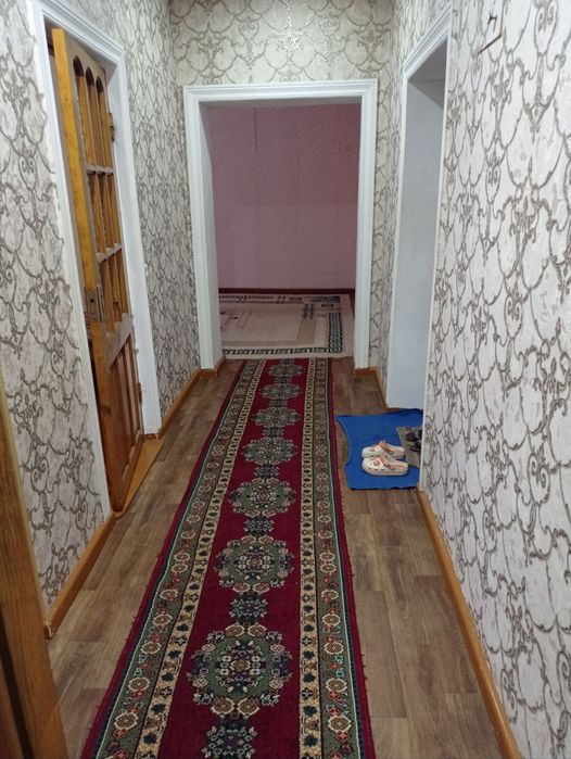 Продается двух комнатная квартира в районе гор больницы