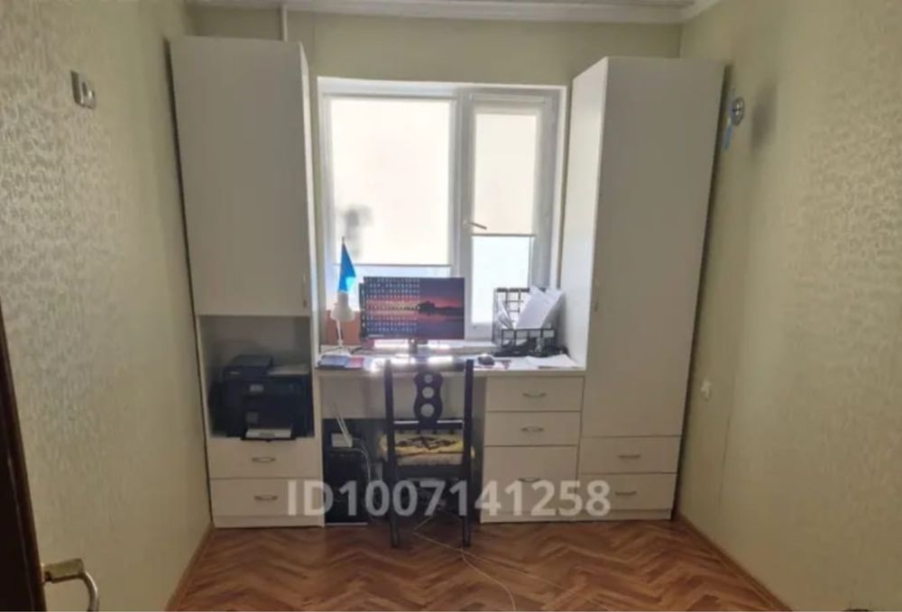 Шкаф с рабочим столом