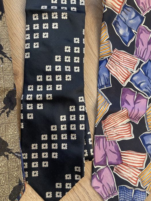 Дизайнерски вратовръзки Armani, Boss, Feragamo, Mochino