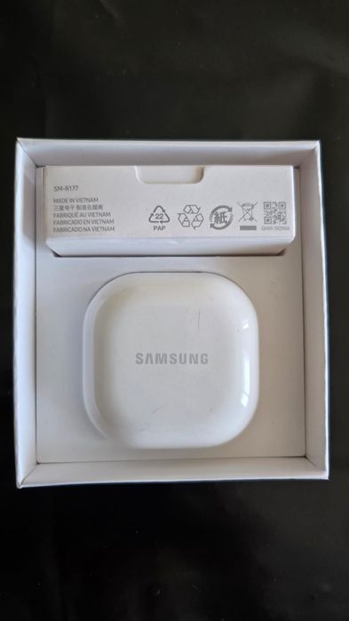 Продам наушники SAMSUNG