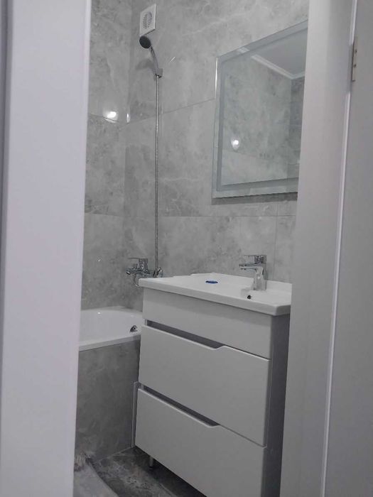 Дава се под наем Двустаен апартамент в София, Малинова долина - 54 кв.м за 425 € - Снимка #3