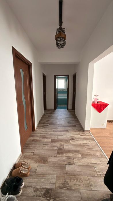 Apartament  3 camere. Burdujeni