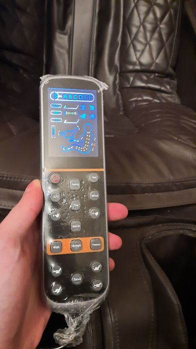 Массажное кресло S8