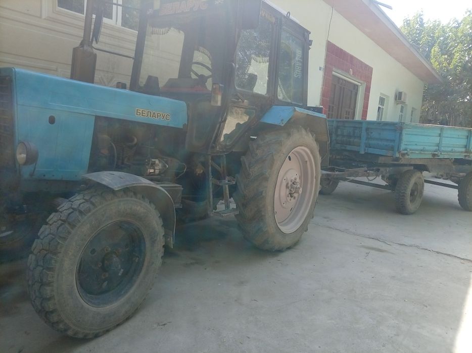 Traktor sotiladi