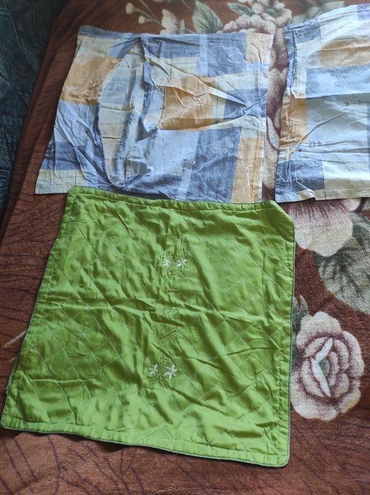 Fețe de perna mici si mari, modele diferite