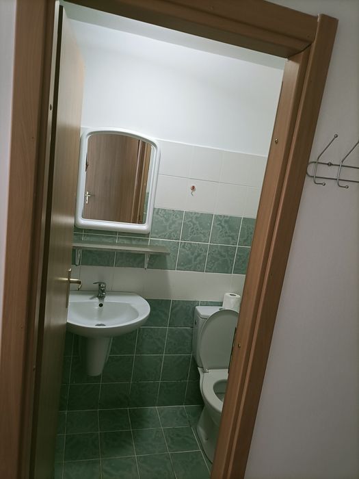 Proprietar închiriez garsonieră.