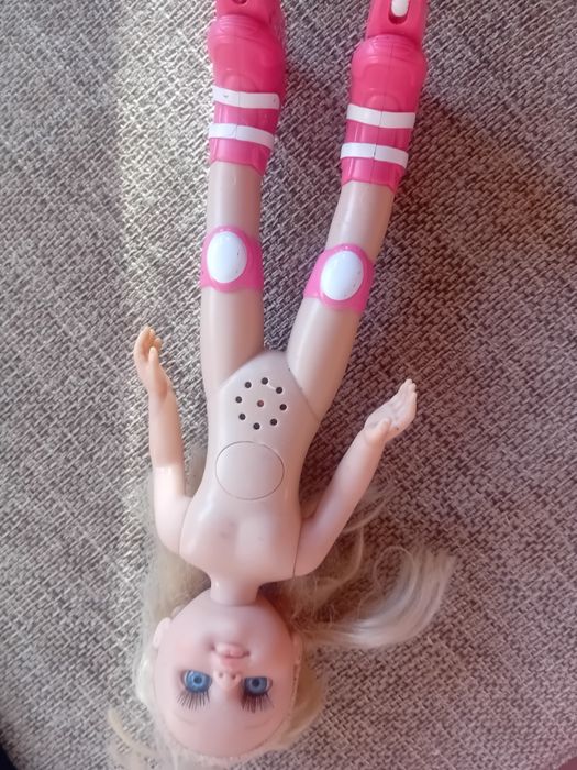 Păpușă cu role buna