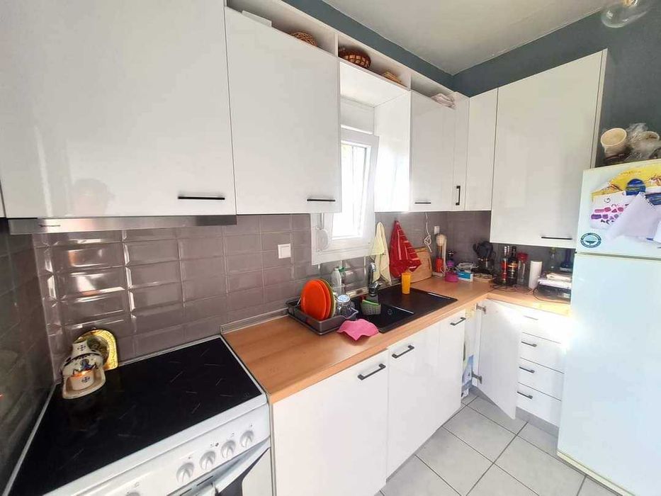 Продава къща 45м2 и двор 250м2 в Аспровалта, Гърция