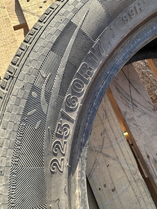 Шины  225/60R17 (4шт)