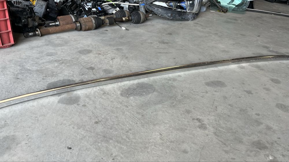 Audi A4 B8 лайстни таван