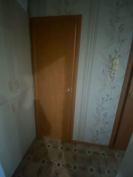 Есік сатылады деревяный