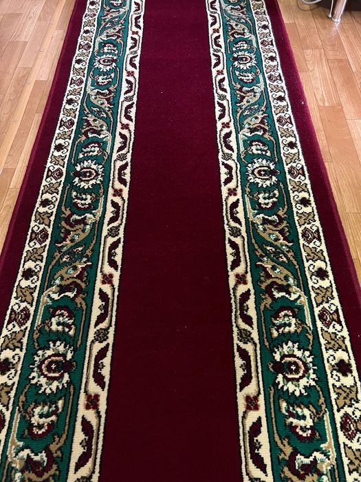 Продаю чистые ковровые дорожки/ковер для дома/дачи